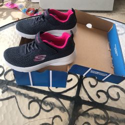 Girls Shoes