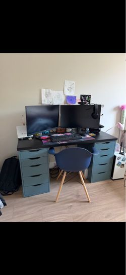 Computer desk