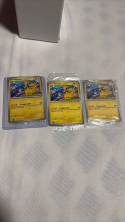 Pikachu Pokémon Trading Cards Lot of 3