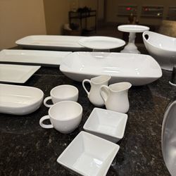 A-List Dinnerware: 16pc "Celebrity Chef" Basketweave Set