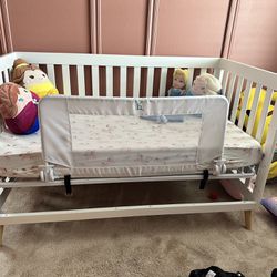 Toddle size bed/Baby crib -$50