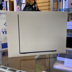 13” Macbook Air | M3 | 16GB RAM | 256SSD 
