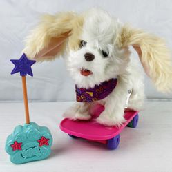 2012 FurReal Friends Trixie Remote Controlled   Skateboarding Puppy Dog Hasbro. 