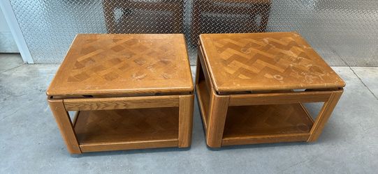 Set Of 2 Oak Wooden Side Table Bottom Shelf Need Polish 
