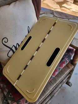 Unique plastic tote