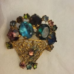 1940's Vintage Rhinestone Brooch Basket