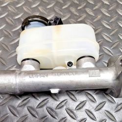 Tokico Brake Master Cylinder