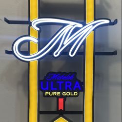 Michelob Ultra Pure Gold LED Wall Sing (#1115)