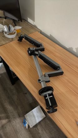 Dual Monitor Arm. AVLT purchased from Amazon