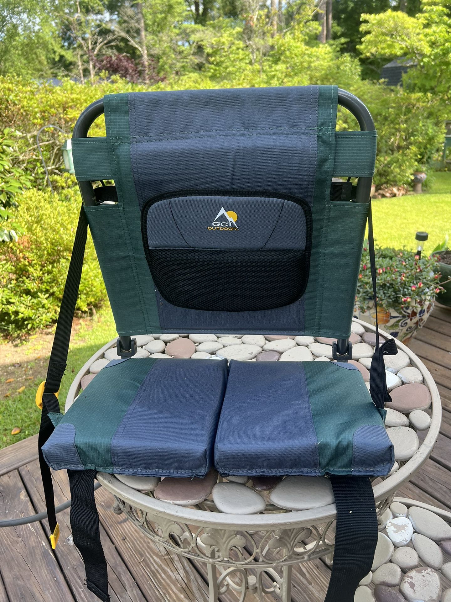 GCI Outdoor SitBacker adjustable kayak/canoe seat with back support
