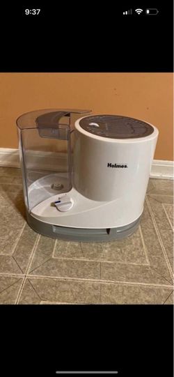 Holmes Humidifier with Water Tank