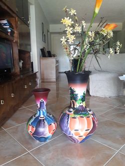 Matching Indoor/ Outdoor Vase Set
