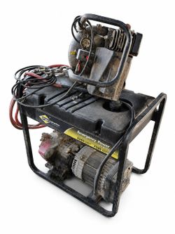 Briggs & Stratton 7,350-Watt Portable Generator + Air Compressor ā Heavy-Duty Setup