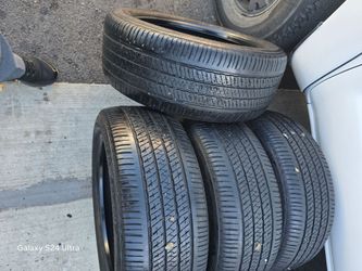 4 Used Tires  225 50r18  (95 V) Bridgestone RUNFLAT , DOT 1124  $ 299.00