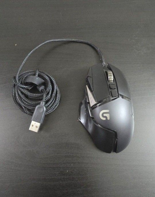 Logitech G502 