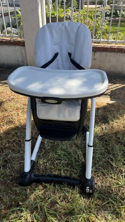 GRACO HIGH CHAIR LEATHER BLACK AND WHITE