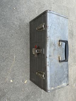 Craftsman Metal Tool Box
