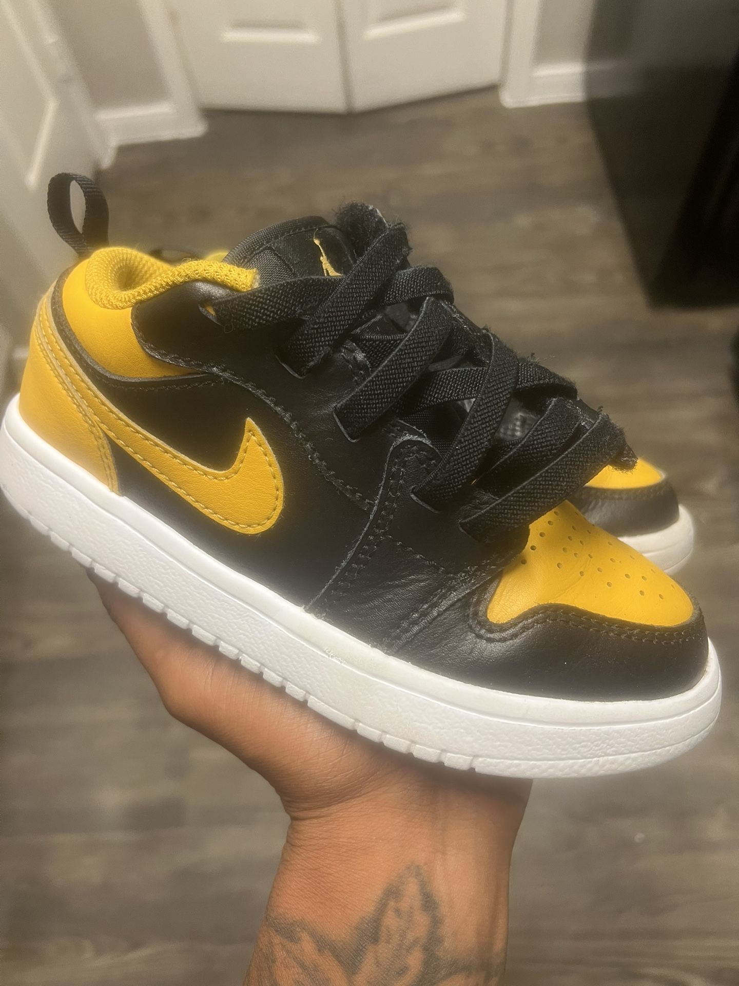 Jordan 1 Low