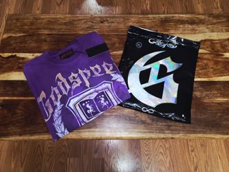 Godspeed New York "E Pluribus Unum" Varsity Crest Tee In Purple. Size XL