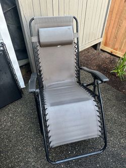 Set 2 Zero Gravity Chairs Gray