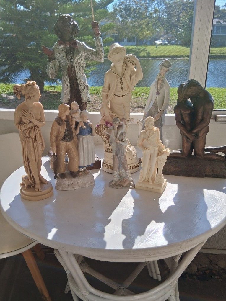 STATUES, LLADRO, B+G ++ Buy All, $150 .
