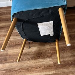 Pier One Single Sofa