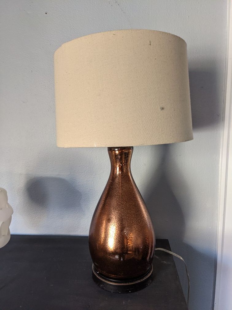 Bronze/copper lamp
