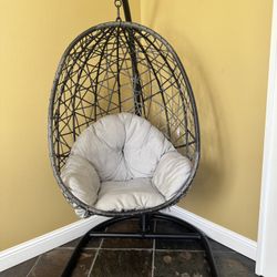 Hanging Egg Chair
