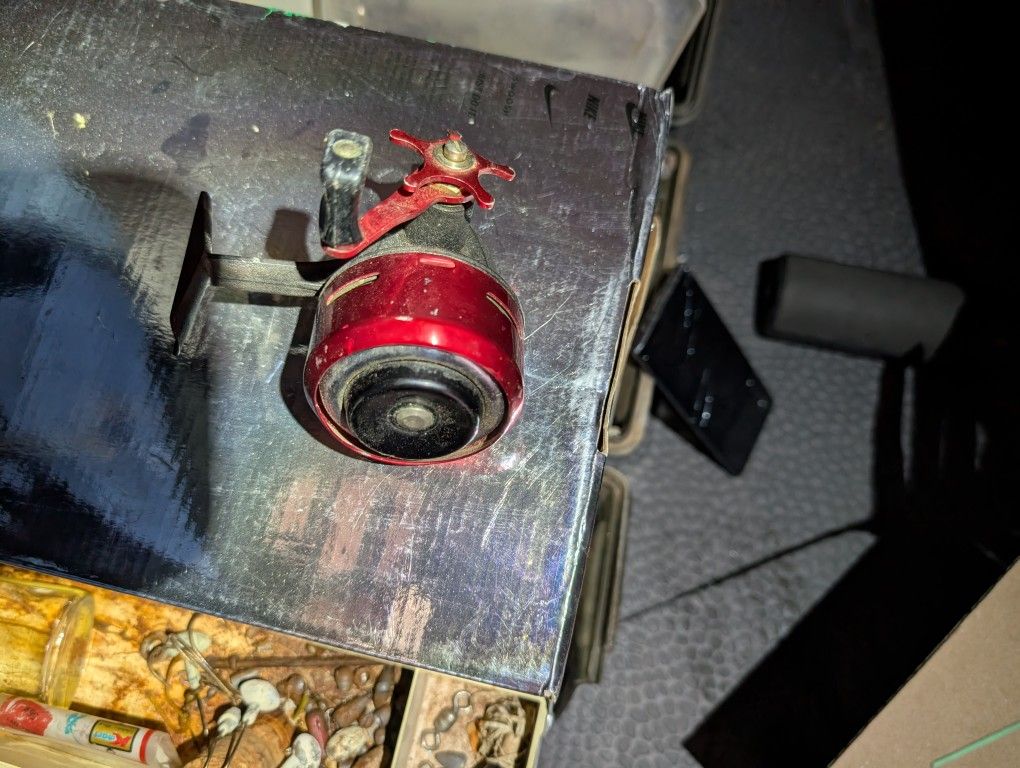 Vintage Fishing Reel