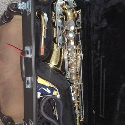Yamaha saxophone YAS - 26