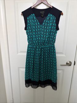 Ladies Enfocus Studios Dress Size 4 Navy/Green Geo V-Neck Sleeveless