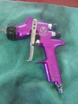 Devilbiss tekna purple spray gun