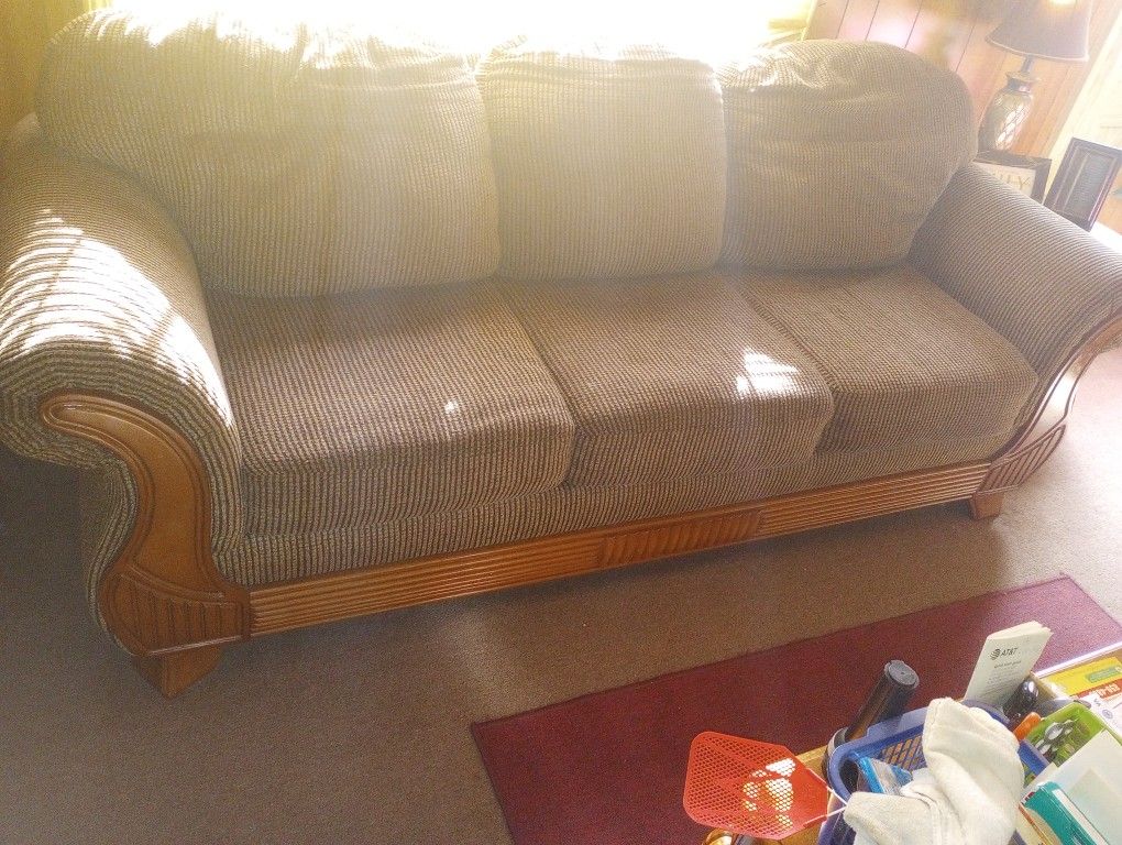 Couch With Wood Trim 