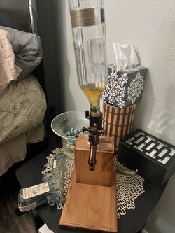 Liquor dispenser