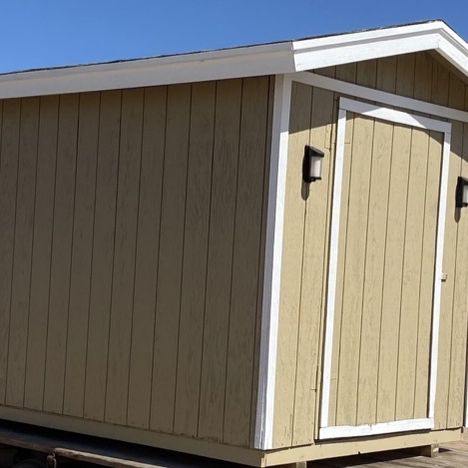 Storage Shed. 7 X 11 X8 Foot Tall. DELIVERY IS INCLUDED 