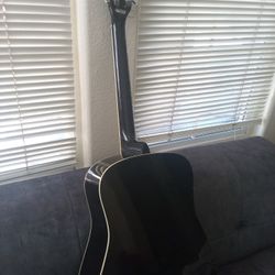Acoustic Guitar 