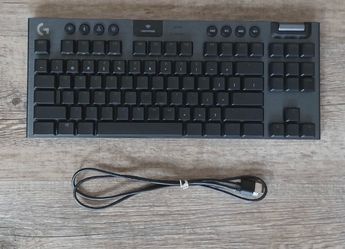 Logitech G915 TKL Wireless Mechanical Keyboard