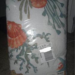 Pretty Coastal Coral Sea Shells Beachy Style Full/ Queen Bed Cover