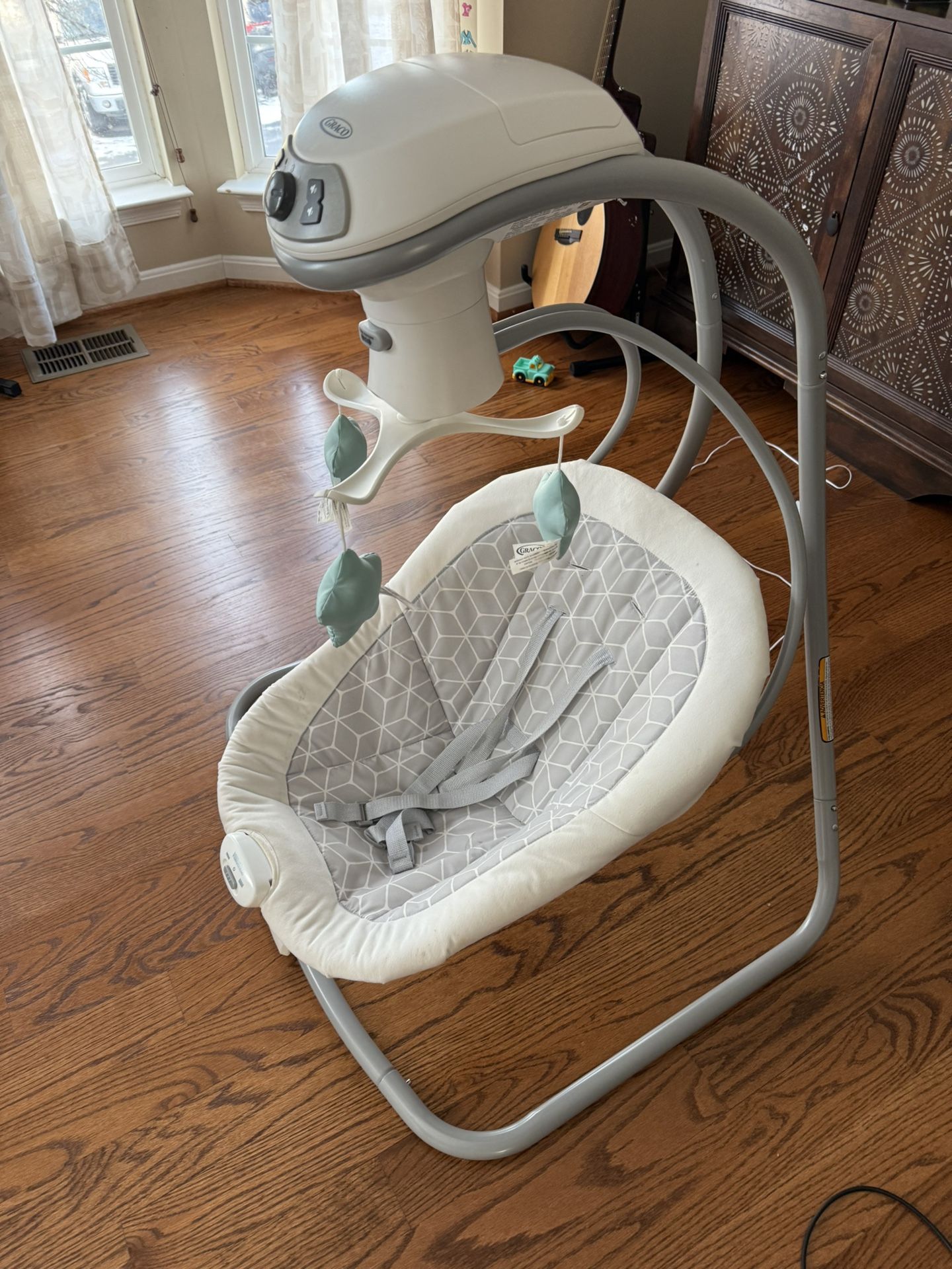 Baby swing For Sale