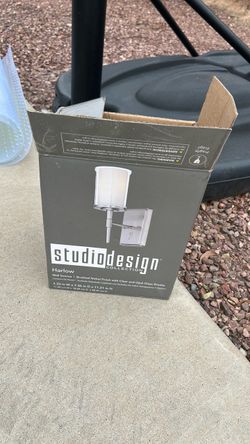 Wall sconce