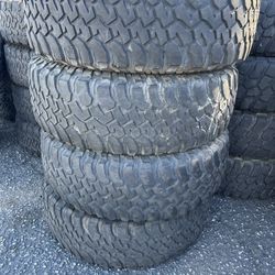 Vendo 255/75/R17 Instsvion Y Balance Las 4 Llanta Por $200 🔥✅