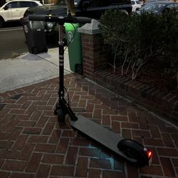 Okai Neon Pro ES30 Electric Scooter 