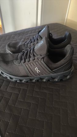 On Cloud Running Sneakers All Black Size 9  Womens