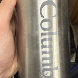 32 Oz Columbia Water Bottle
