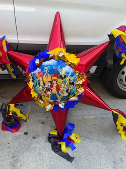 One piece star bola piñata