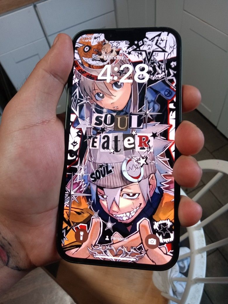 iPhone 13