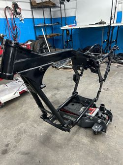 2018 Harley-Davidson FLHXS Street Glide Special Custom CDC Frame w/ California Assigned VIN Salvage OBO.  SM9KNT0396