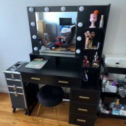 Vanity 