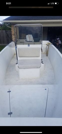 1989 Bayliner Center console