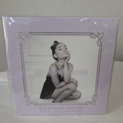 ARIANA GRANDE ARI EAU DE PARFUM 3.4OZ /100ML,  NEW SEALED BOX